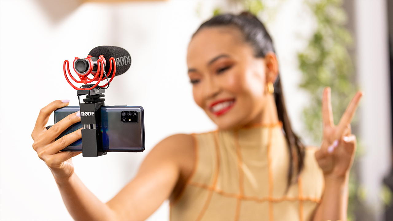 RØDE VideoMic GO Micrófono de cañón de cámara ligero para grabación  cinematográfica y creación de contenido en exteriores : :  Electrónica